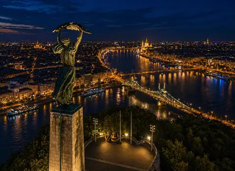 Budapest am Abend 01