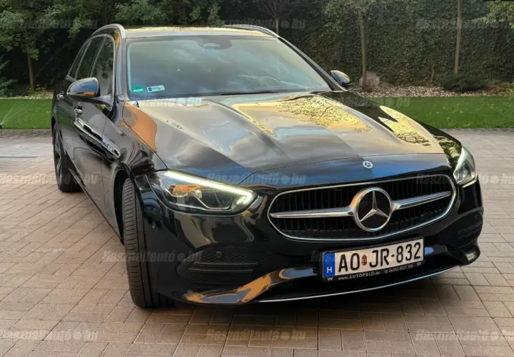Mercedes-Benz C-osztály – C 220