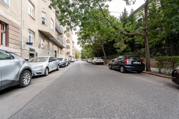 Budapest XII. kerület, Győri út 16