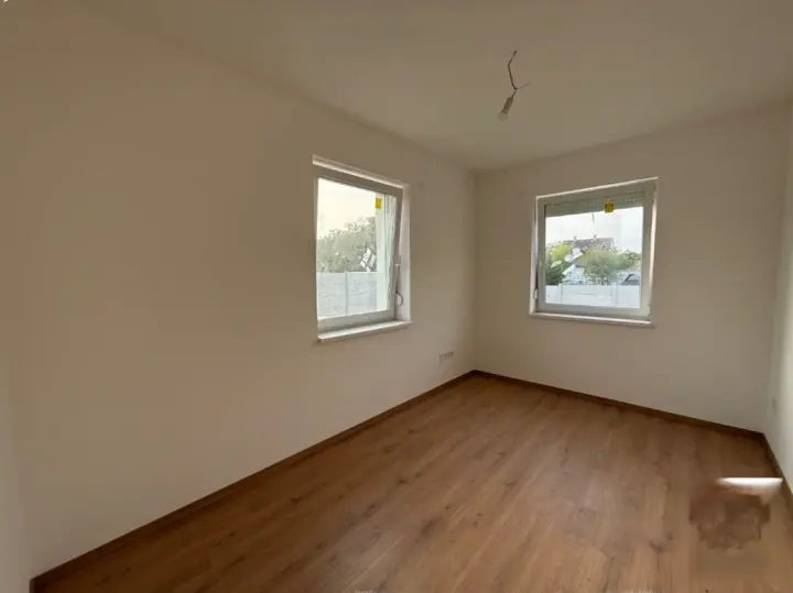 Gyál 13